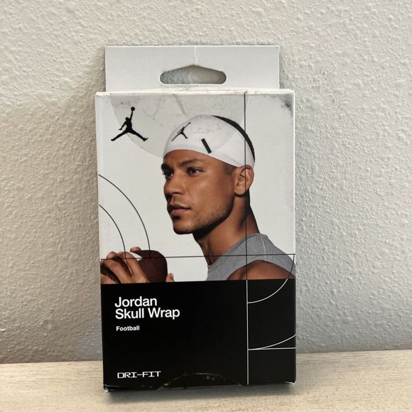 Nike 89109 Jordan Skull Wrap White/Black Adult OSFM NEW In BOX - Picture 1 of 10